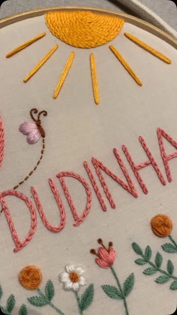 Dudinha — sol e flores